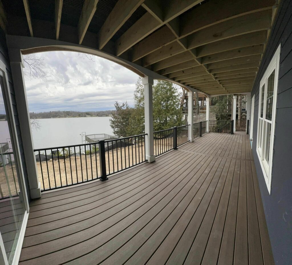 Custom Deck Builder in Lake Country, WI