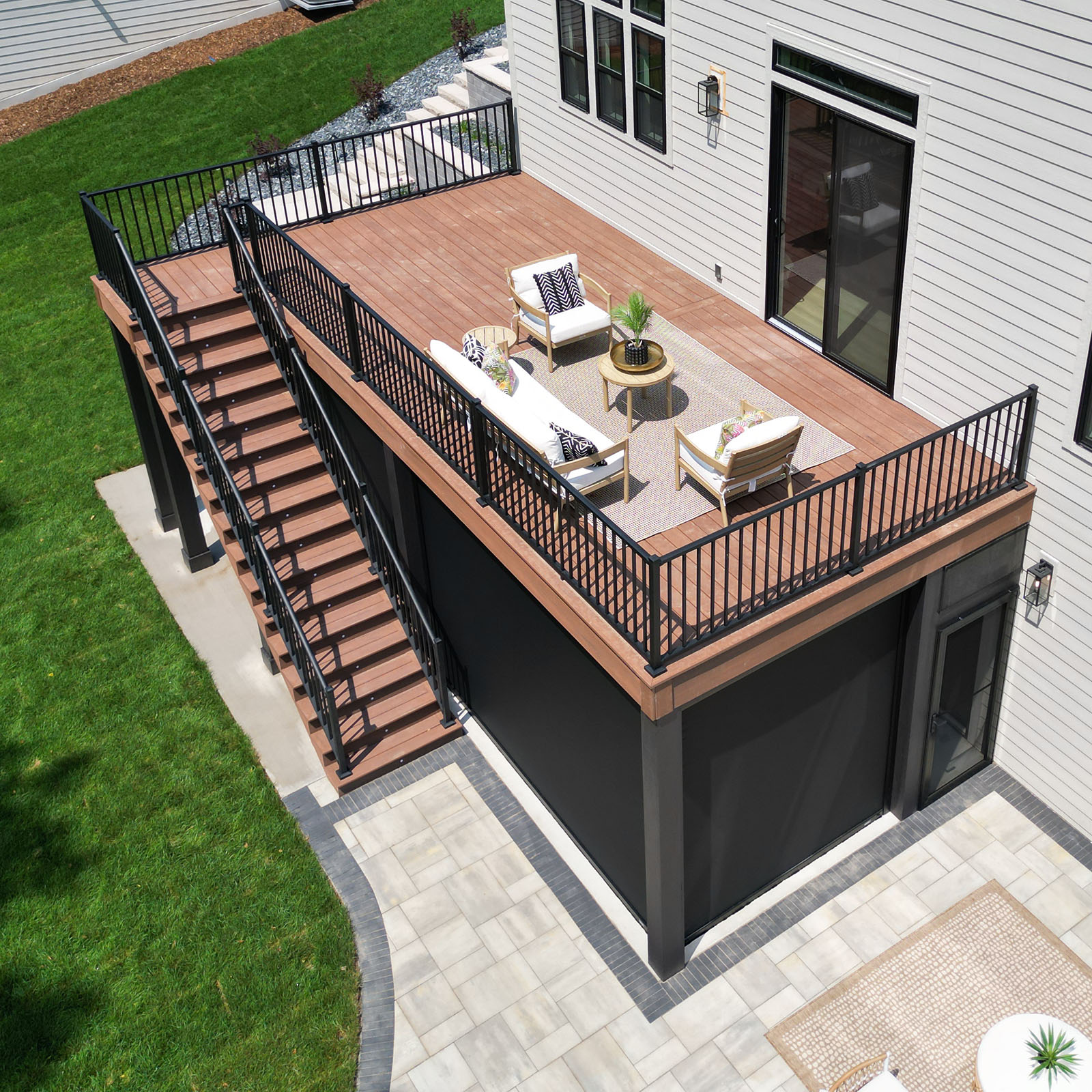 Custom Deck Builders in Waukesha & Southeast Wisconsin | M2