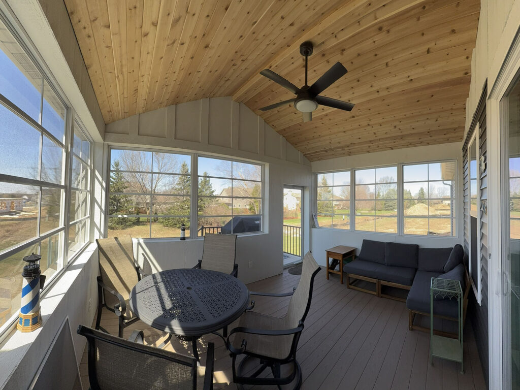 Custom Deck Builder for Homeowners - M2 Decks & Enclosures